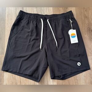 Vuori Mens Kore Short Lined 7” Black Sz Large V302 Athletic NWT